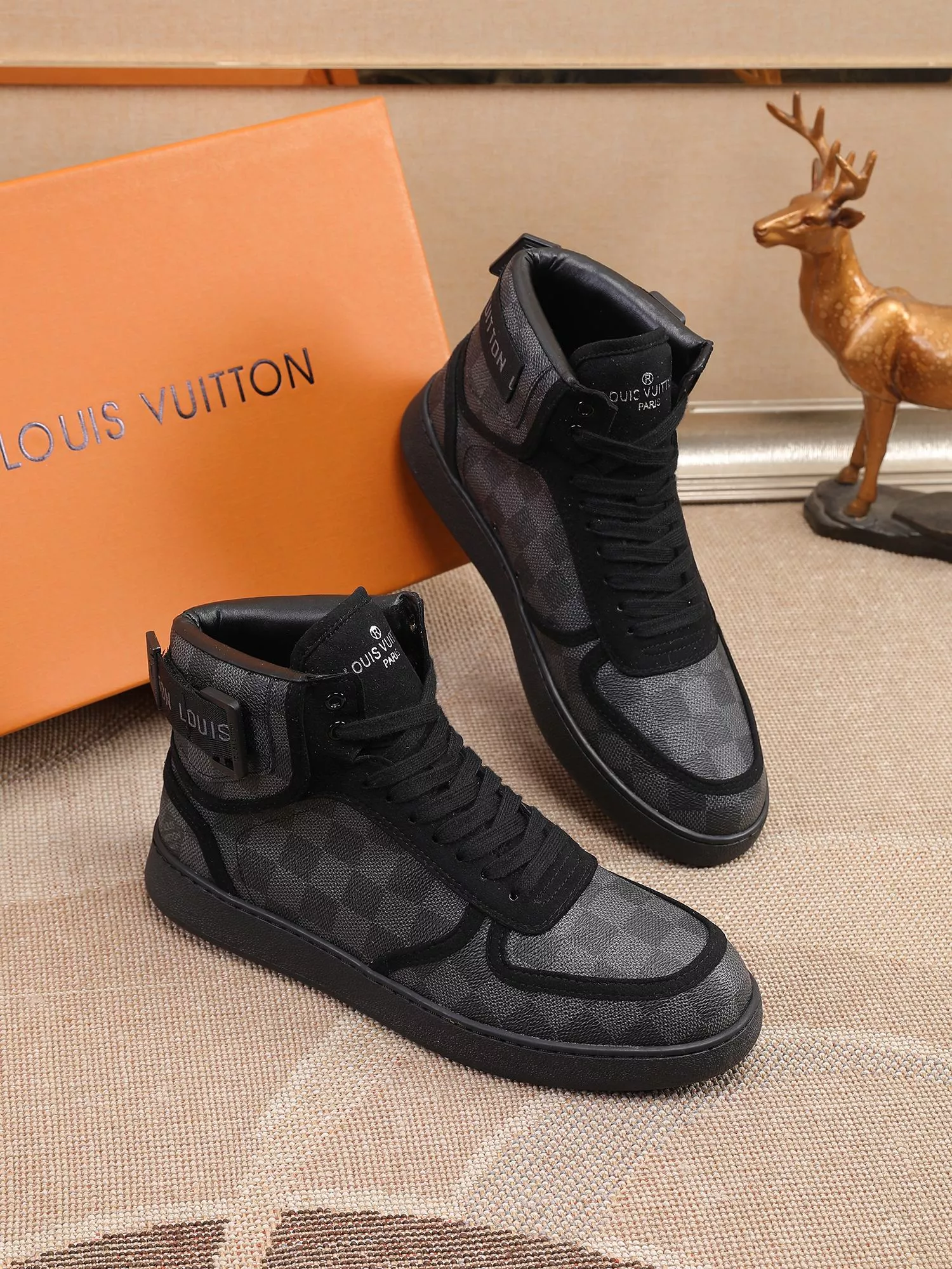 louis vuitton high tops chaussures pour homme s_12ba2001